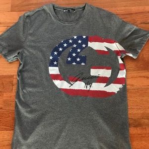 GUCCI Dark Gray Center Inner Locking GG USA Flag T